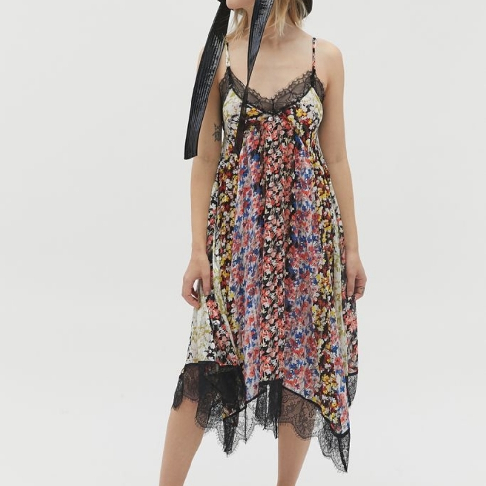 Kimchi Blue Urban Outfitters Floral Criss Cross Strap Summer Midi Dress Size L